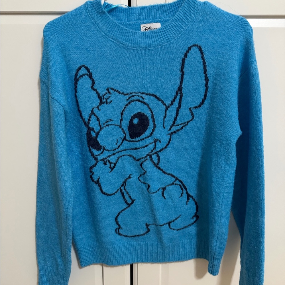 Disney Blue Stitch Graphic Sweater (5)
